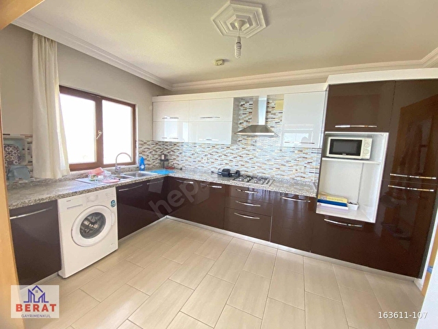 Yalıncak Ramada Bölgesinde 183m² Deniz Manzaralı Lüks 3.5+1 - Görsel 6
