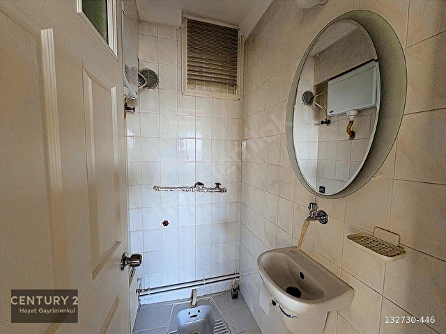 BORNOVA EGE ÜNİVERSİTESİ KARŞISI BAKIMLI KİRALIK 3+1 DAİRE - Görsel 23