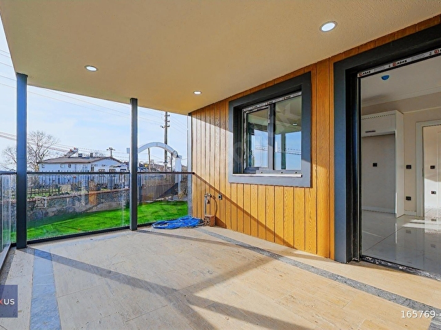 İSTANBULA KOMŞU SEVİNDİKLİDE 560 m² ARSA İÇİNDE HAVUZLU VİLLA - Görsel 20