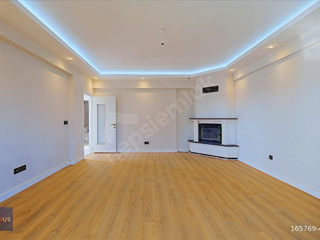 İSTANBULA KOMŞU SEVİNDİKLİDE 560 m² ARSA İÇİNDE HAVUZLU VİLLA - Görsel 13