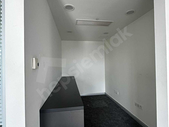 SUN PLAZADA DEKORASYONLU KİRALIK OFİS - Görsel 26