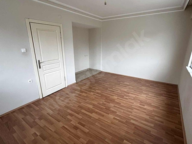 CAĞALOĞLUNA CEPHE KÖŞE BAŞI 160m2 KİRALIK 3+1 - Görsel 23