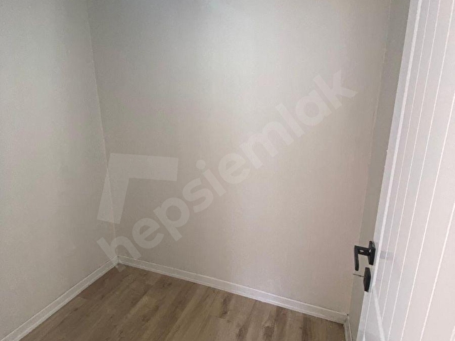 Hamidiye mahallesinde asansörlü 160 m2 sıfır 2+1 lüks dubleks - Görsel 15