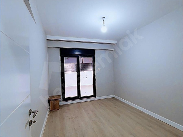 ÜSKÜDAR FERAHDA SATILIK KAPALI OTOPARKLI 4+1 TERS DUBLEKS DAİRE - Görsel 28