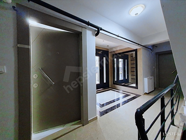 ÜSKÜDAR FERAHDA SATILIK KAPALI OTOPARKLI 4+1 TERS DUBLEKS DAİRE - Görsel 6