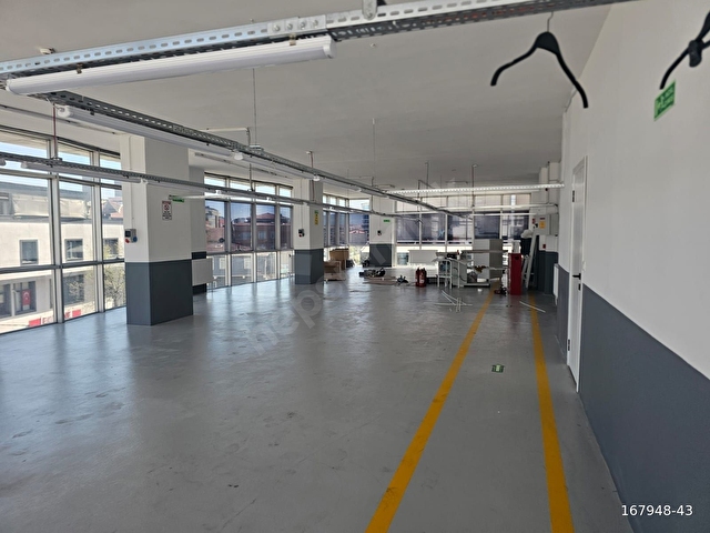 Dudulluya Yakın KDV Avantajlı 950 M2 Köşe İskanlı Plaza - Görsel 6