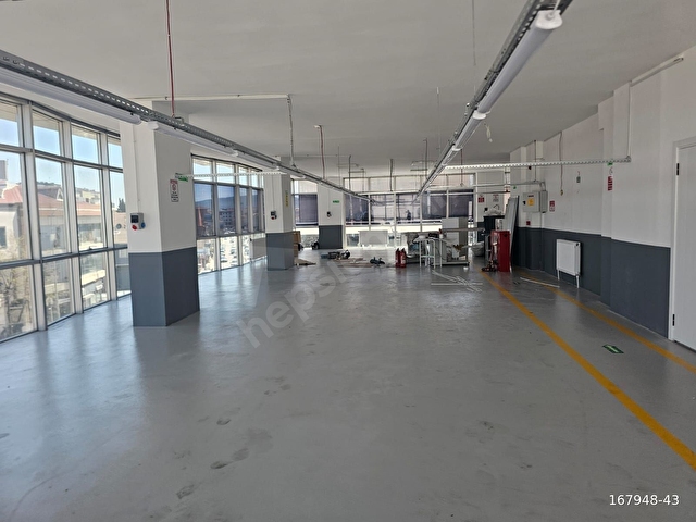 Dudulluya Yakın KDV Avantajlı 950 M2 Köşe İskanlı Plaza - Görsel 5