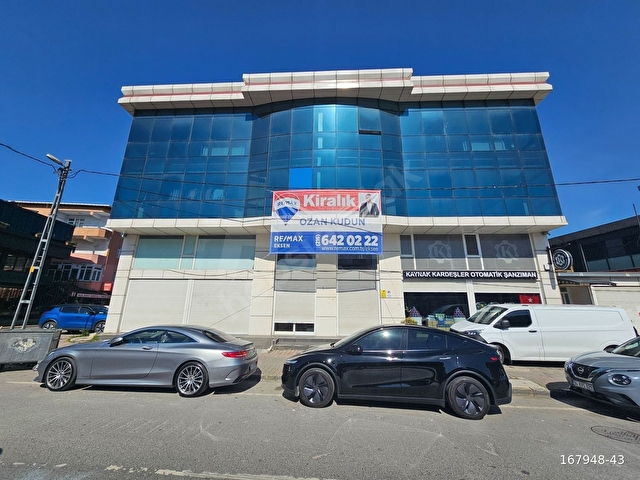 Dudulluya Yakın KDV Avantajlı 950 M2 Köşe İskanlı Plaza - Görsel 24