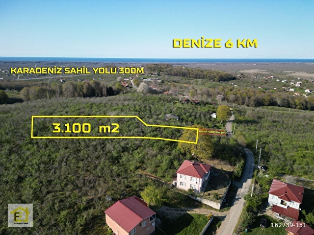 Karasu Taşlıgeçit Mah. 3100 m2 Deniz Manzaralı Satılık Fındıklık