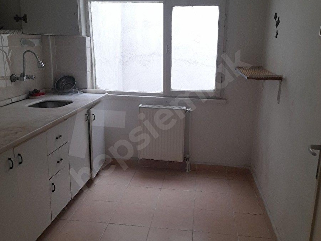 Aşağıeğlence Azık Sokak 2+1 Üst Kat Kiralık Daire - Görsel 6