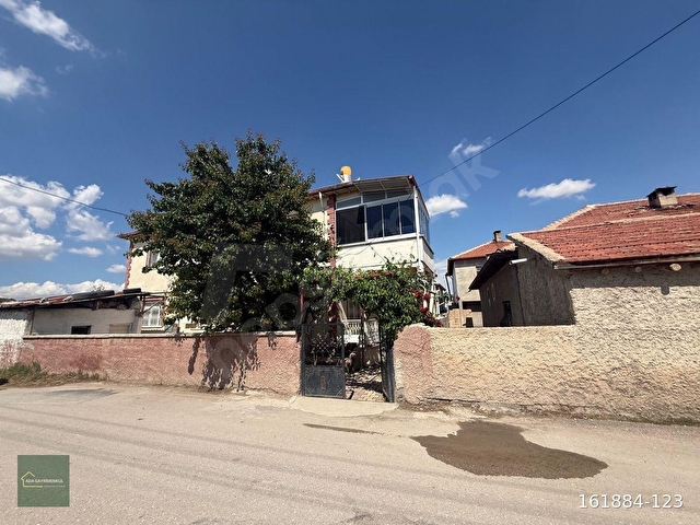 NAMIK KEMAL MAHALLESİNDE SATILIK 2 KATLI MÜSTAKİL EV - Görsel 2