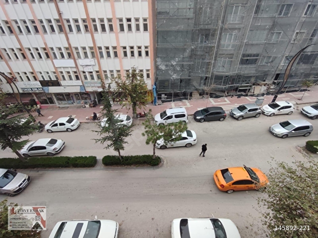 ZİRVE EMLAKTAN SOFULAR MAH. ATATÜRK CD. 3+1 SATILIK DAİRE - Görsel 20