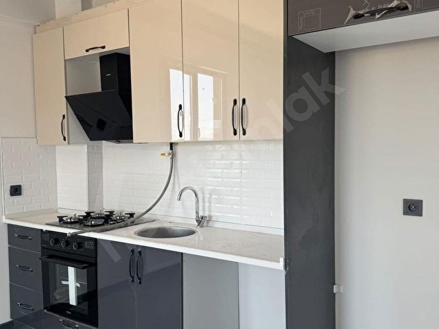 Helvacıda Sıfır 1+1 Kiralık Daire | Asansörlü | Ankastreli | - Görsel 9