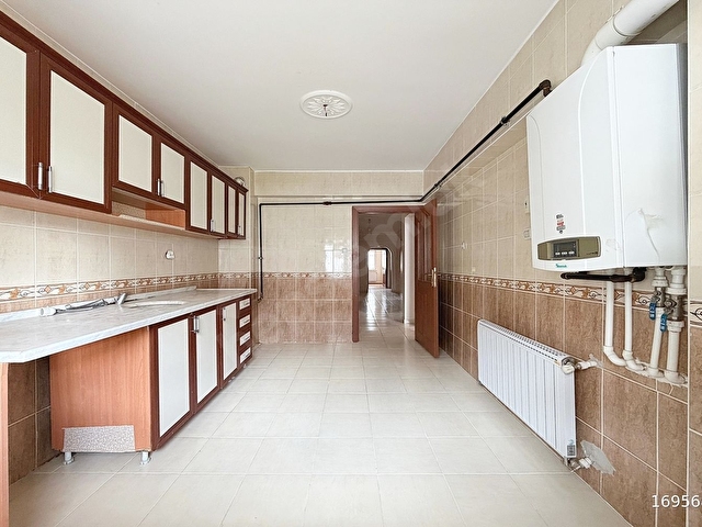 VİZYONDAN OKULA VE CADDEYE YAKIN KİRALIK GENİŞ 4+1 DAİRE - Görsel 30