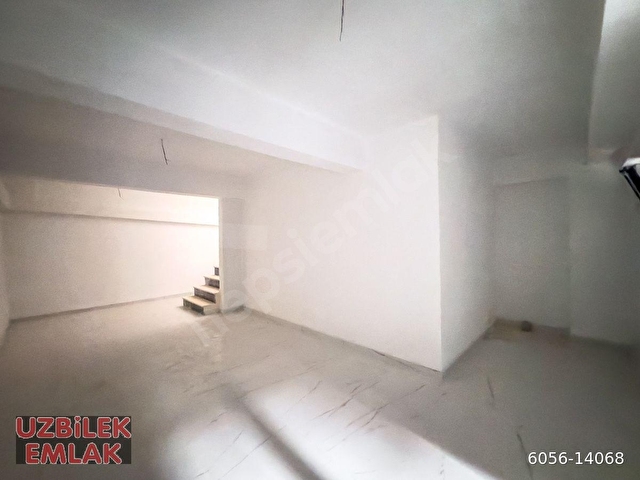 Bahçelievler Çavuşpaşada Merkezi Konumda Depolu  Satılık Yeni Dükkan - Görsel 12