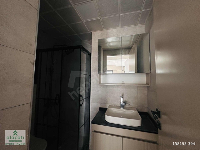Alaçatıdan sıfır binada/arakat/geniş/uygun/fırsat kiralık 1+1 - Görsel 28