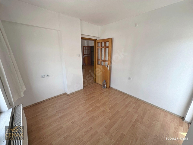 HÜREL DÜZLÜKTE ARA KATTA ÖN CEPHEDE YAPILI 3+1 KİRALIK DAİRE - Görsel 18
