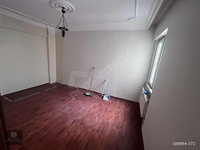 MALTEPE ZÜMRÜTEVLERDE PALMİYE SİTESİ SİTE İÇERİSİNDE 3+1 120 M2 - Görsel 7