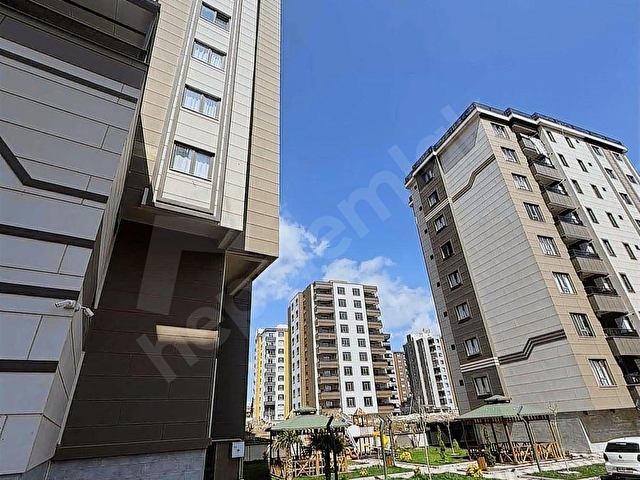 BİLSA 3+1 yerden ısıtmalı iki bloklu sitede 35 metre yolda - Görsel 12