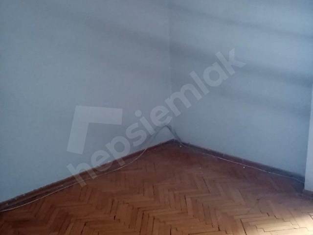 T/A EMLAKTAN MİTHATPAŞA YALISINDA 2.KAT KİRALIK DAİRE - Görsel 15