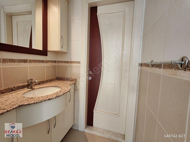REMAX MODEL DEN KINIKLI EMSAN EVLERİNDE 2+1 SATILIK DAİRE - Görsel 18
