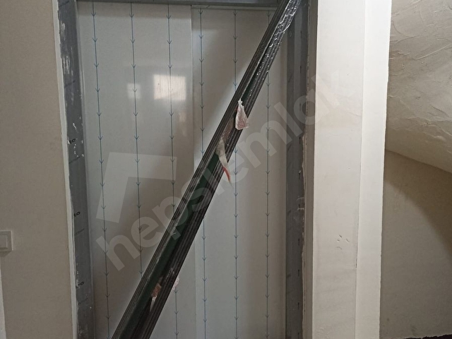 G.GÖREN KÖYİÇİNDE SIFIR K.OTOPARKLI ASANSÖRLÜ 2+1 Y.GİRİŞ DAİRE - Görsel 24