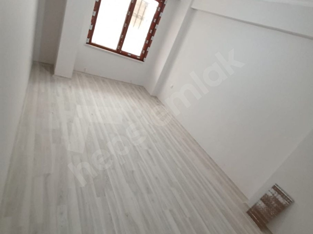 G.GÖREN KÖYİÇİNDE SIFIR K.OTOPARKLI ASANSÖRLÜ 2+1 Y.GİRİŞ DAİRE - Görsel 4