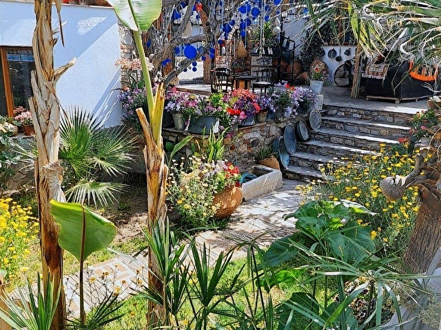 İSA BEY CAMİ ÖNÜNDE SATILIK BUTİK OTEL - Görsel 9