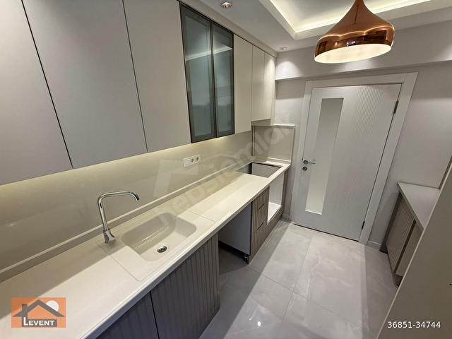 LEVENTTEN DİKMEN VADİSİ YAKINI 2+1,100M2 LÜKS YAPILI ÇİFT BANYOLU GİRİŞ KATTA BALKONLU AÇIK OTOPARK - Görsel 19
