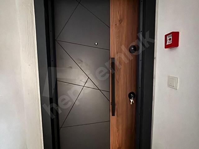 İHSANİYE MAHALLESİNDE 2+1 SATILIK ARA KAT DAİRE - Görsel 2
