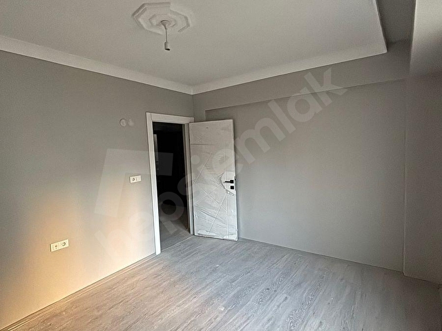 İHSANİYE MAHALLESİNDE 2+1 SATILIK ARA KAT DAİRE - Görsel 14