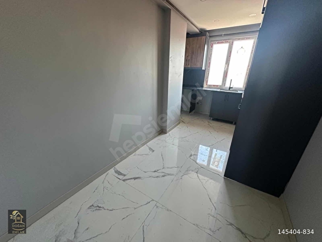 SULTANBEYLİNİN YÜKSELEN BÖLGESİNDE 2+1 ARA KAT DAİRE - Görsel 3