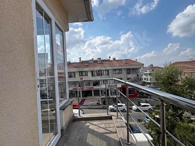 YÜCESOYDAN DİKMEN CADDE ÜZERİ LÜX YAPILI 3+1 ÖN CEPHE - Görsel 7