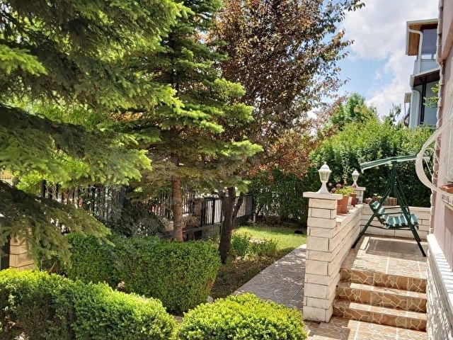 GÖLBAŞI MARTIKÖY SİTESİNDE 4,5+1 SATILIK VİLLA - Görsel 3