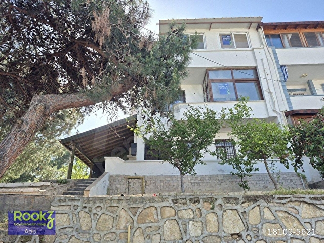 ÇAMLIKEVLERDE SATILIK TRİPLEKS MÜSTAKİL EV - Görsel 3