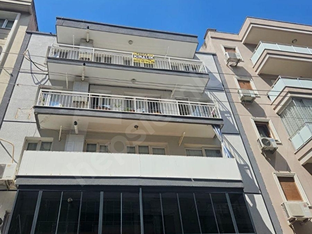 Karşıyaka Nergizde Kiralık 3+1 Doğalgazlı Daire - Görsel 2