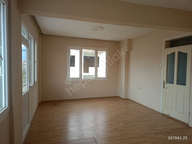 İNÖNÜ MAHALLESİNDE SATILIK DAİRE - Görsel 11