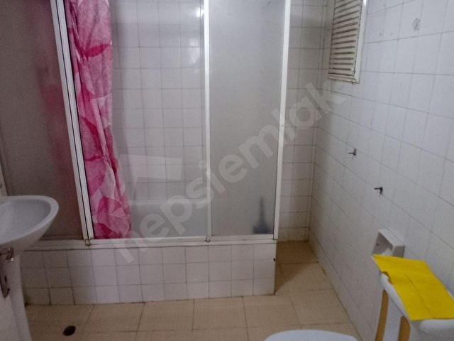 güzelyalı cadde üzeri köşe klasik 3+1 135 m2 boş daire - Görsel 21