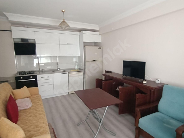 Ordu Bulvar Karşıyaka Emniyet yakını eşyalı 1+1 kiralık daire - Görsel 13