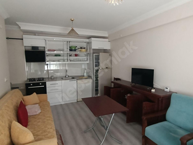 Ordu Bulvar Karşıyaka Emniyet yakını eşyalı 1+1 kiralık daire