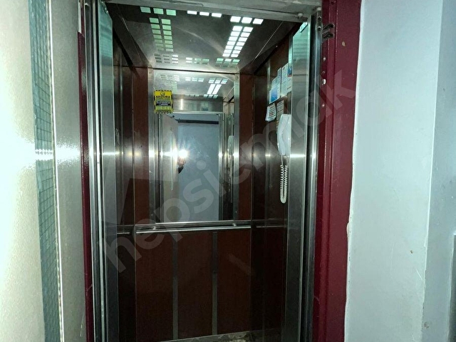 CUMHURİYET MAHALLESİNDE SATILIK EŞYALI DAİRE VİRA GAYRİMENKUL - Görsel 12