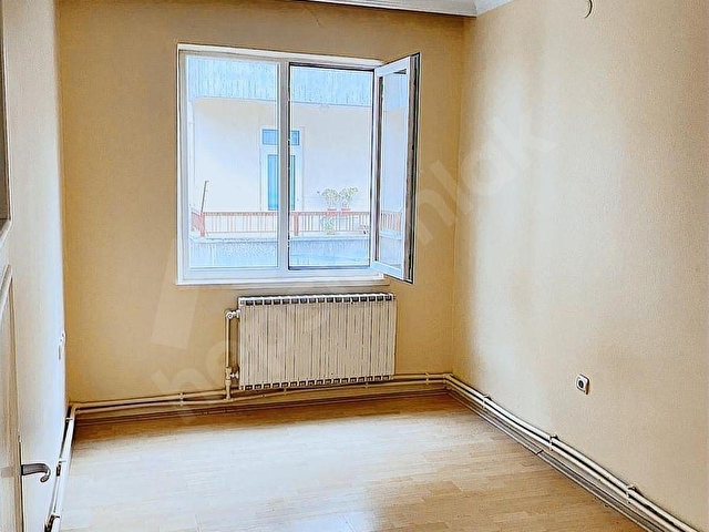 Doğuş Mah. Ballıbaba Sokakta Ara Kat Hazır Kiracılı 3+1 Fırsatı - Görsel 24