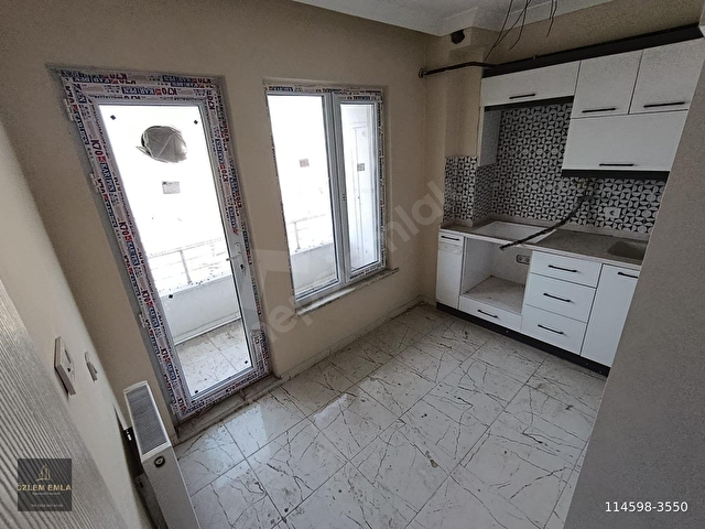 ÖZLEM DEN BANDIRMA İHSANİYE MAHALLESİ KAPALI PAZAR YAKIN 3+1 SATILIK DAİRE - Görsel 5