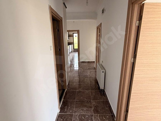 KARAKAYA EMLAK OFİSİNDEN İSTİKLAL’DE KİRALIK DAİRE - Görsel 12