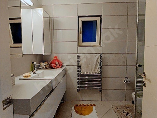 Rings İstanbulda Havuz Başında Prestijli Dubleks Daire! - Görsel 21