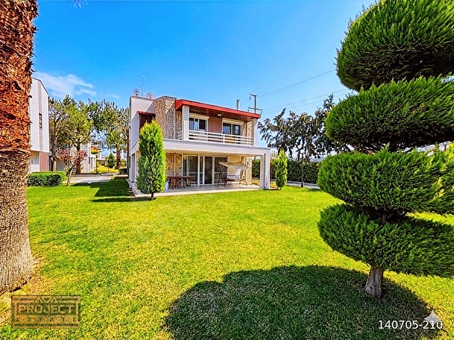 Kuşadası Davutlarda Havuzlu site içersinde 3+1 Villa - Görsel 4