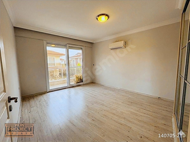 Kuşadası Davutlarda Havuzlu site içersinde 3+1 Villa - Görsel 18