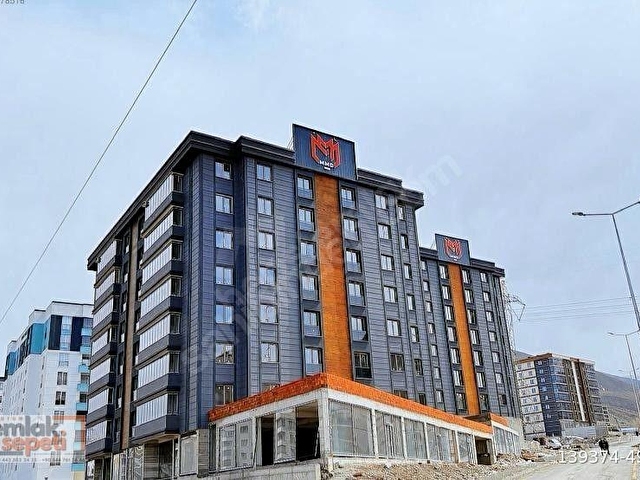 YILDIZKENTTE OTURUMA HAZIR SATILIK LÜKS 4+1 DAİRE