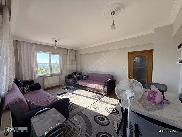MİTHATPAŞA MAH.3+1 SATILIK FERAH ARA KAT DAİRE