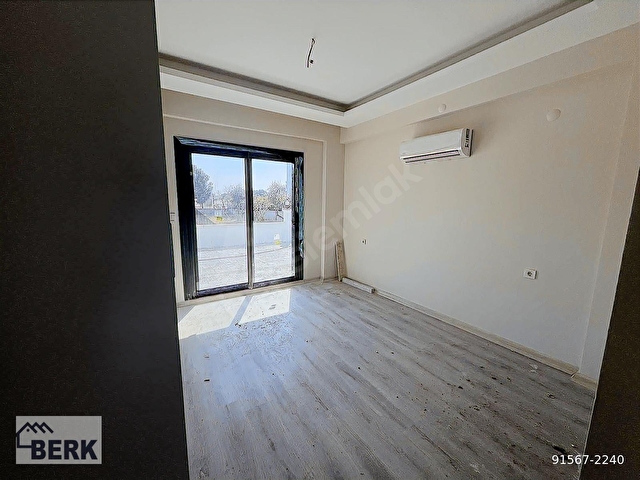 BERK EMLAKTAN MENDERES ALTINTEPEDE SİTE İÇİ SATILIK 3+1 DAİRE - Görsel 24